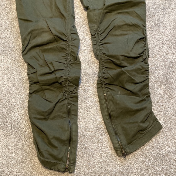 H&M Divided Mens Army Green Tapered Twill Joggers with Zips Size 34 - Picture 2 of 6